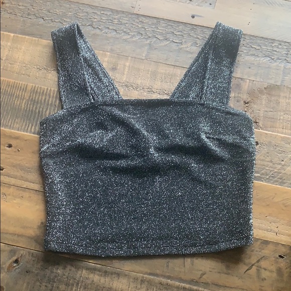 Leith metallic cropped top, size xs - Picture 2 of 4